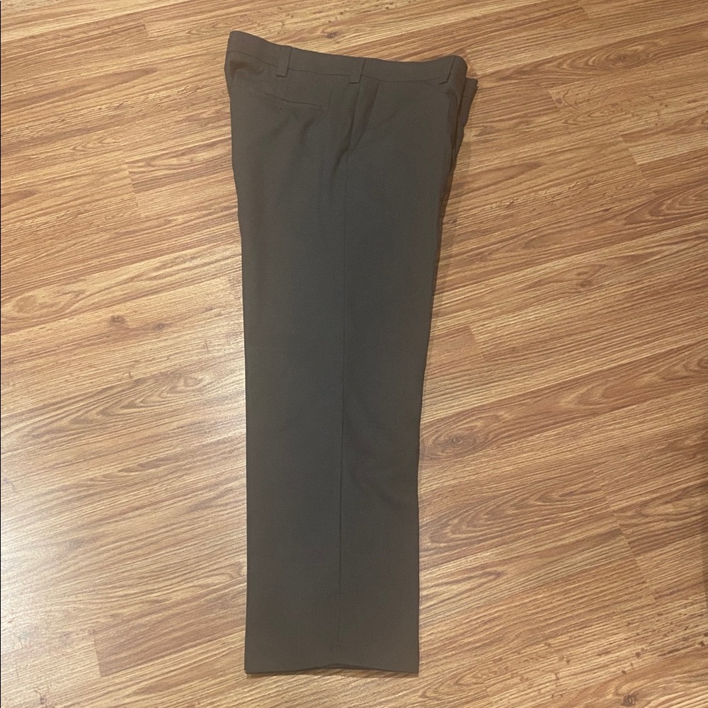 Haggar Men's Brown Chinos